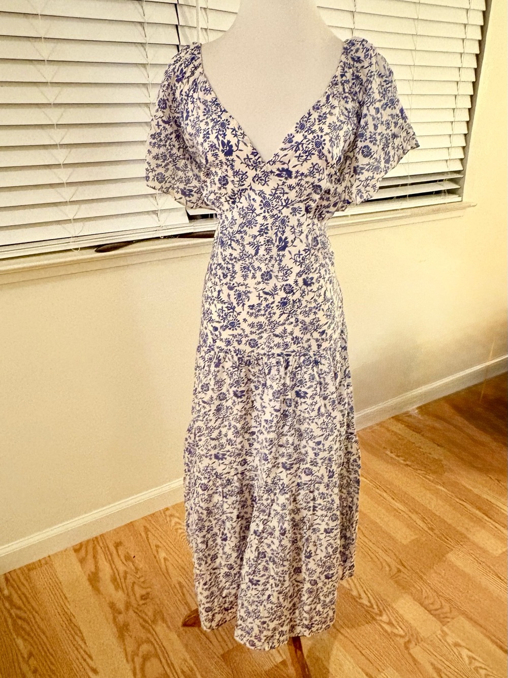 MELLODAY Floral Flutter Sleeve Tiered Midi Dress NWT XL